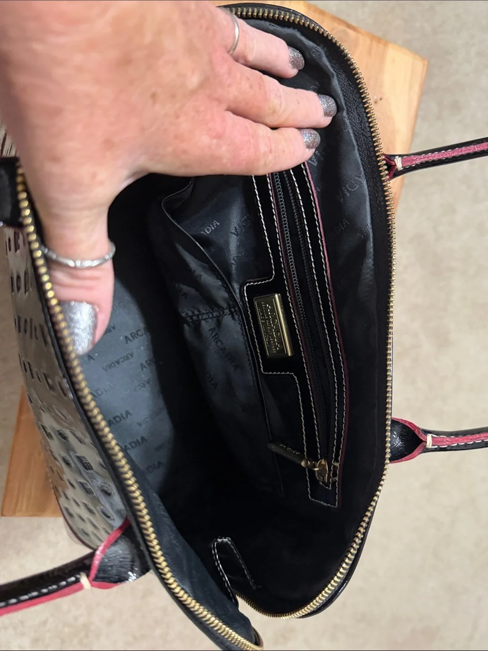 Black Patent Dome Satchel Handbag - Classic Women's Bag Arcadia 16”x9”